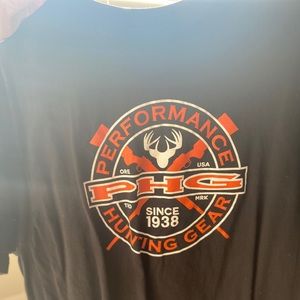 Men’s Columbia tee